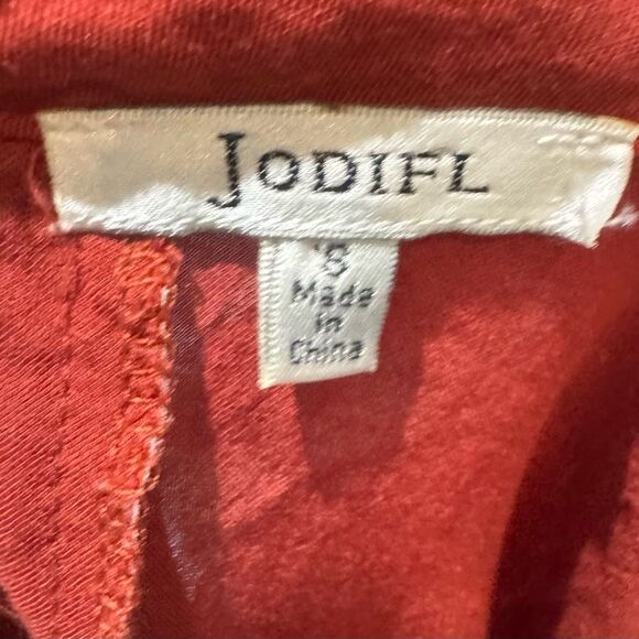 Jodifl rust color keyhole ruffle top size small - Picture 4 of 6